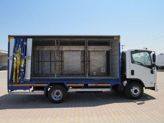 2011 MODEL ISUZU NPR 8 MEŞRUBAT KASA KAMYON