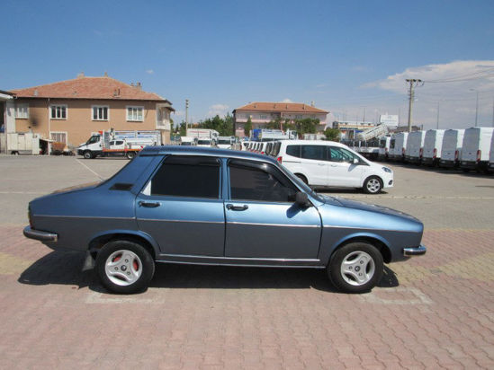 1988 MODEL RENAULT R 12