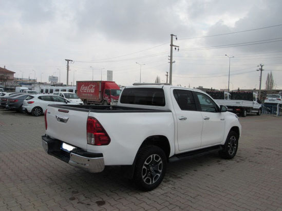 2021 MODEL TOYOTA HILUX 2.4 4X2 ADVENTURE